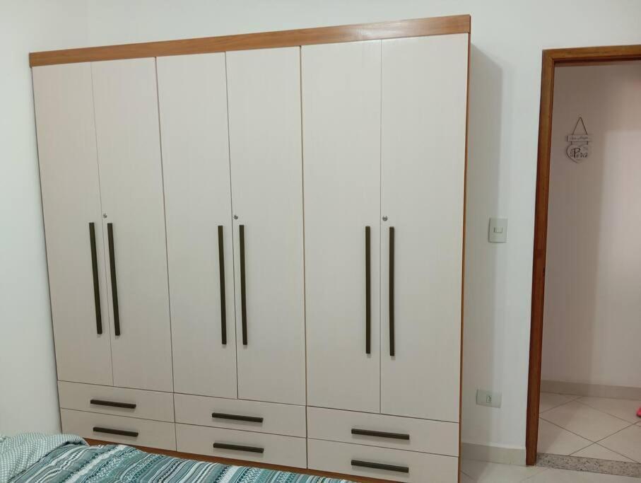 Seu Lar Em Asturias Appartement Guarujá Buitenkant foto