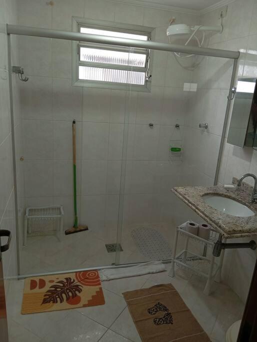 Seu Lar Em Asturias Appartement Guarujá Buitenkant foto